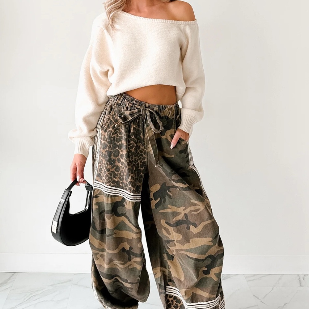 POL Large Stylish Camouflage and Leopard Print Wide-Leg Pants